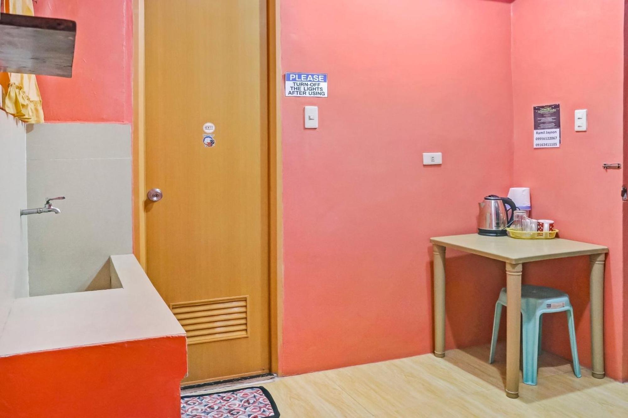 Hotel Solanos Transient House Pasay Zewnętrze zdjęcie