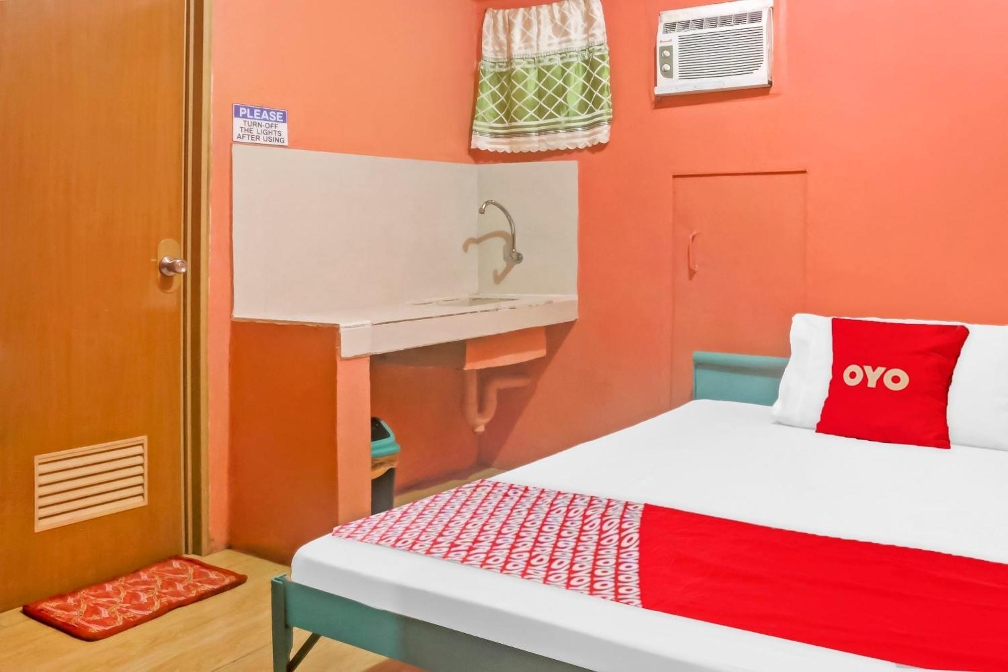 Hotel Solanos Transient House Pasay Zewnętrze zdjęcie